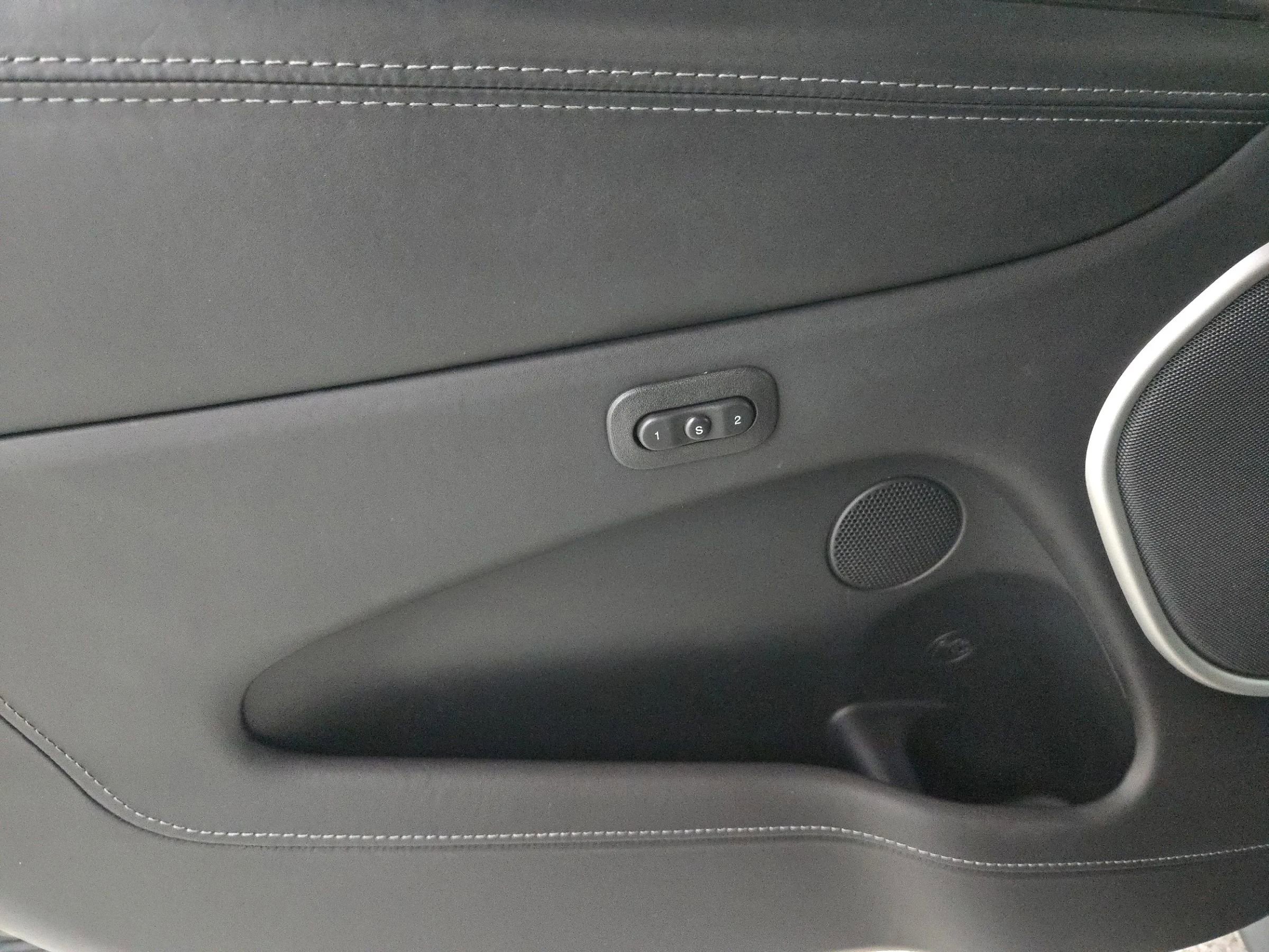 Used 2018 Jeep Grand Cherokee SRT image 30