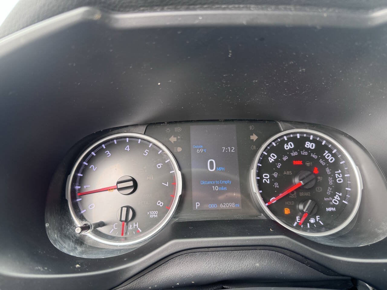 Used 2020 Toyota RAV4 LE FWD image 21