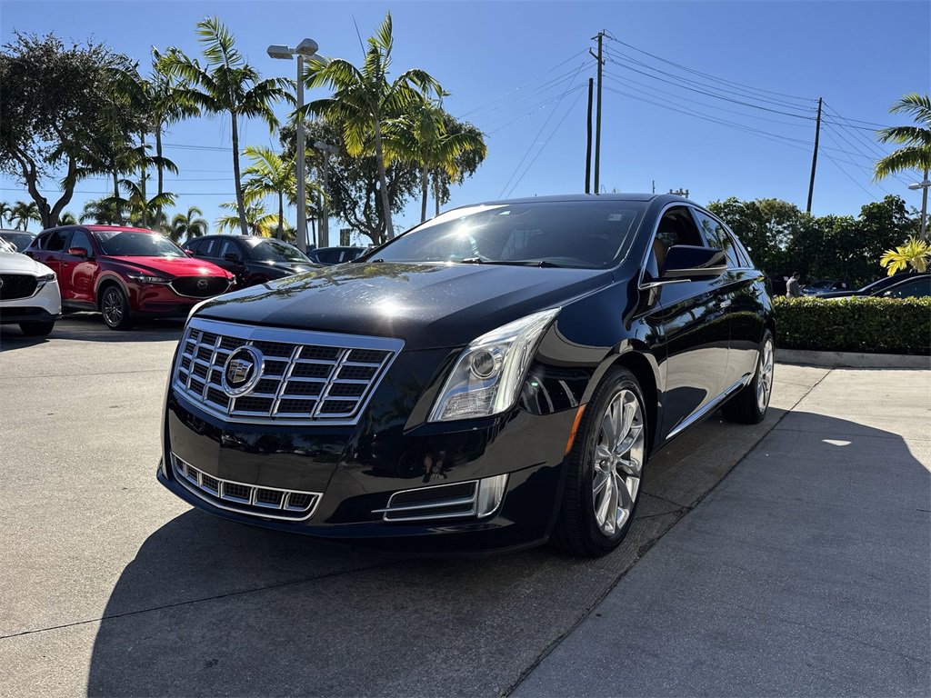 Used 2013 Cadillac XTS Luxury w/ Driver Awareness Package image 32