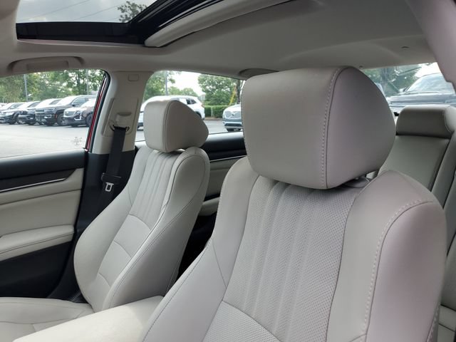 Used 2021 Honda Accord Touring image 16
