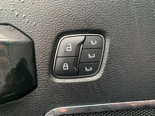 Used 2021 Ford F250 Lariat image 14