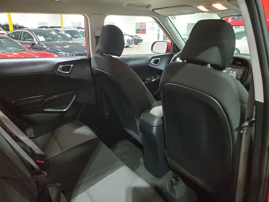 Used 2020 Kia Soul S image 20