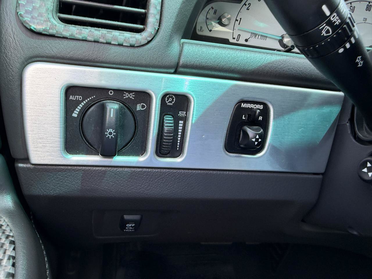 Used 2002 Ford Thunderbird RWD image 24
