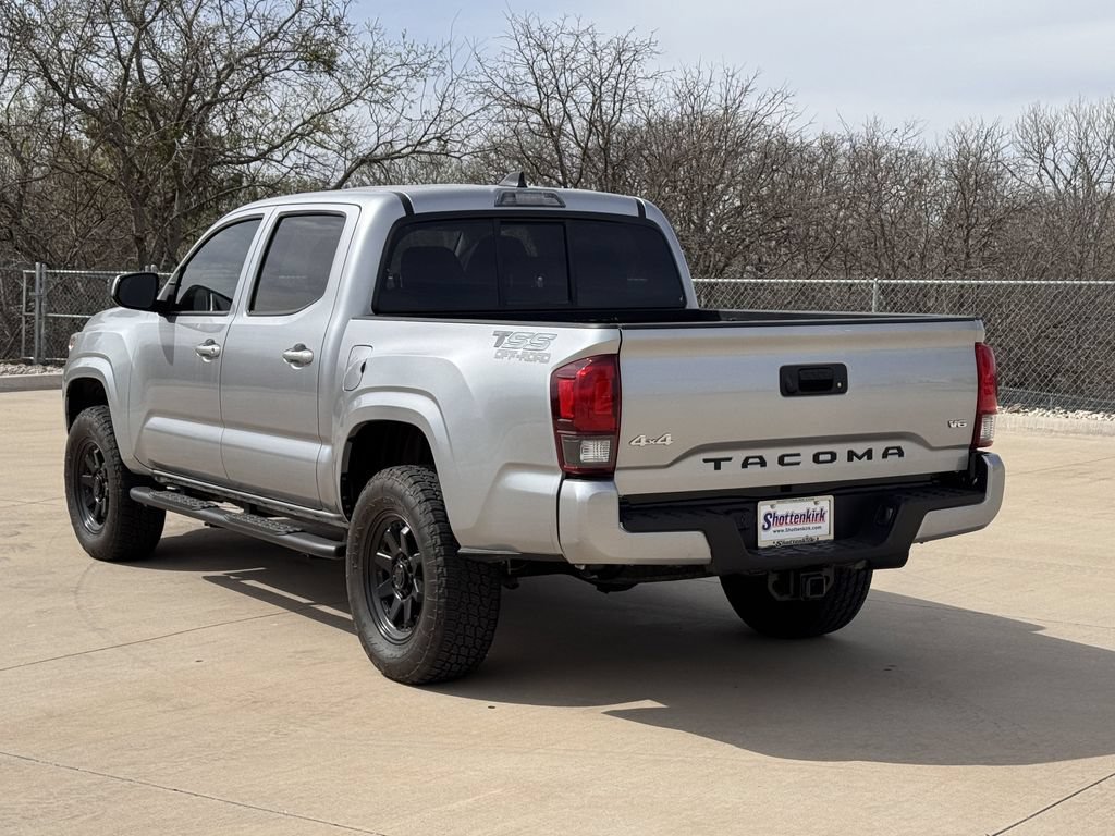 Used 2023 Toyota Tacoma SR AWD/4WD image 4