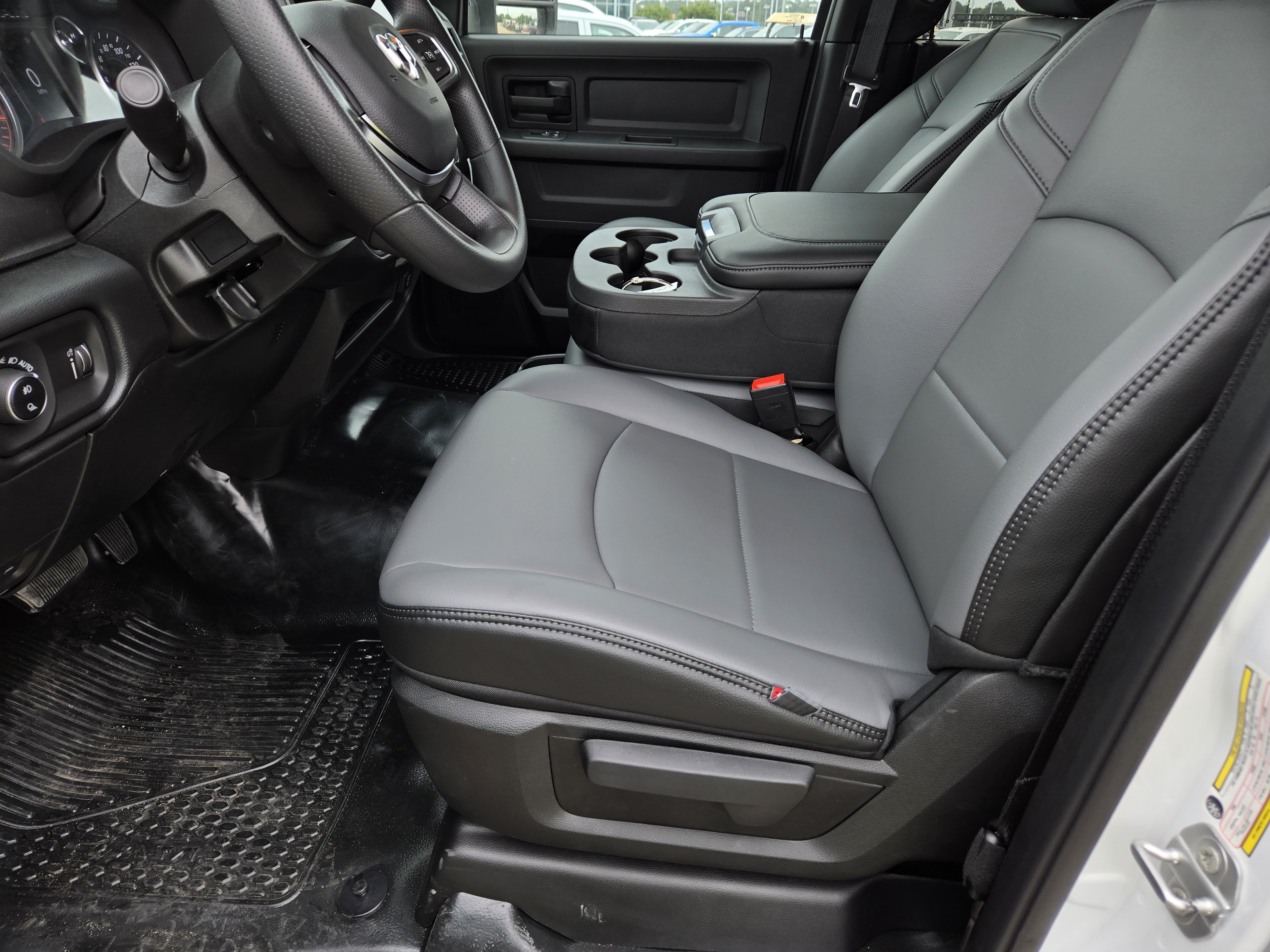 New 2026 RAM 2500 Tradesman w/ Chrome Appearance Group AWD/4WD image 14