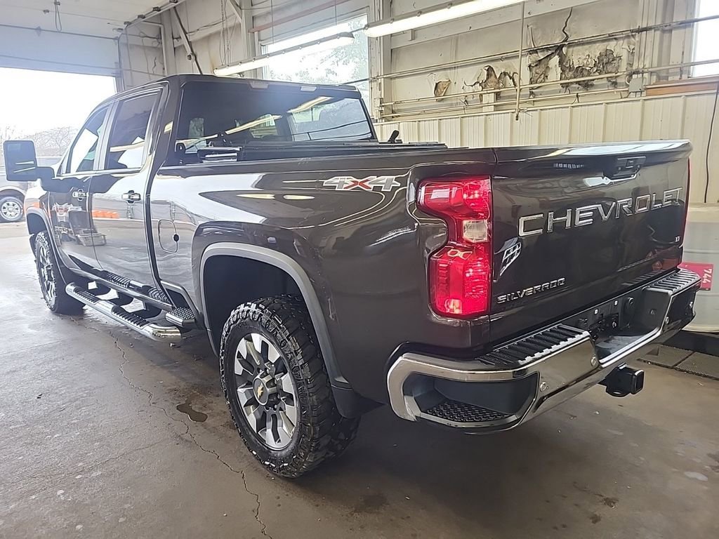 Used 2021 Chevrolet Silverado 2500 LT w/ All Star Edition image 4