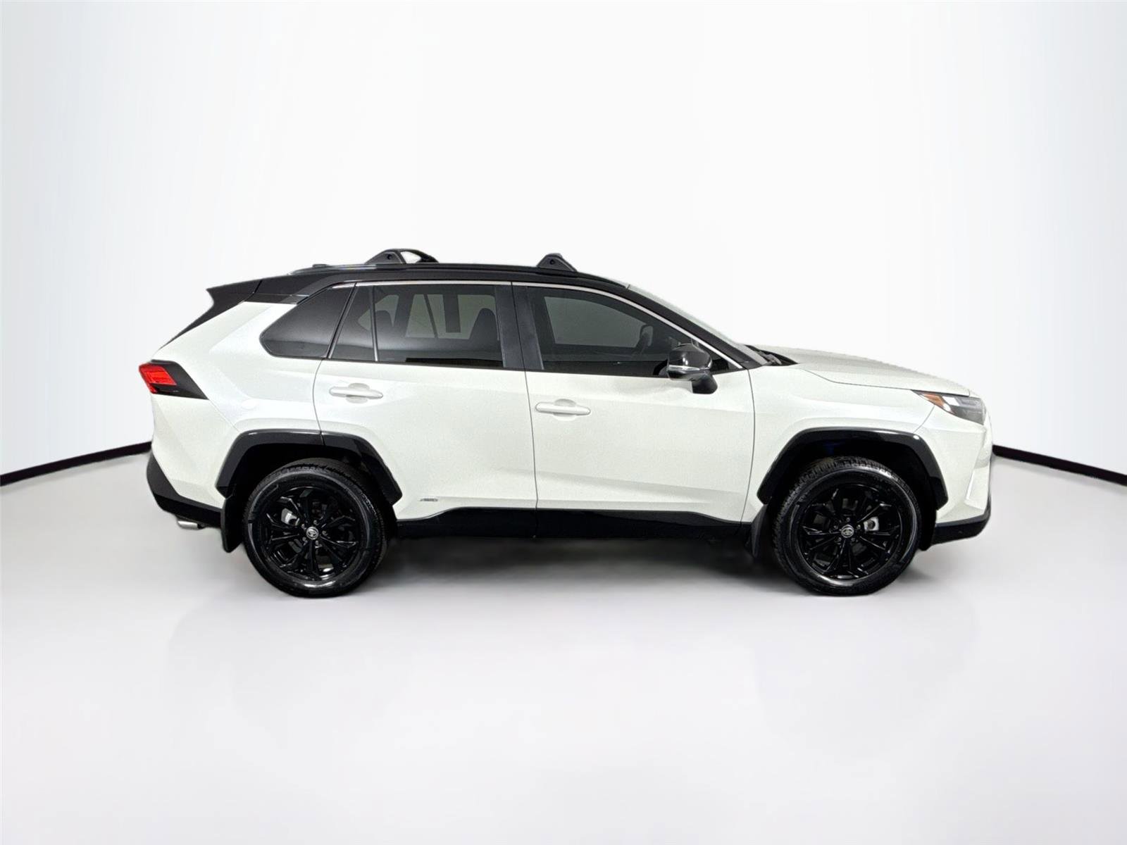 Certified 2022 Toyota RAV4 XSE image 5