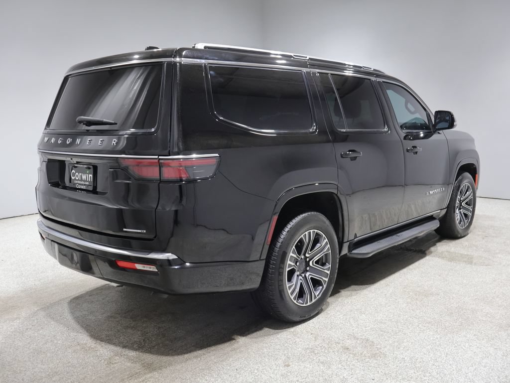 Used 2024 Jeep Wagoneer Series II AWD/4WD image 2