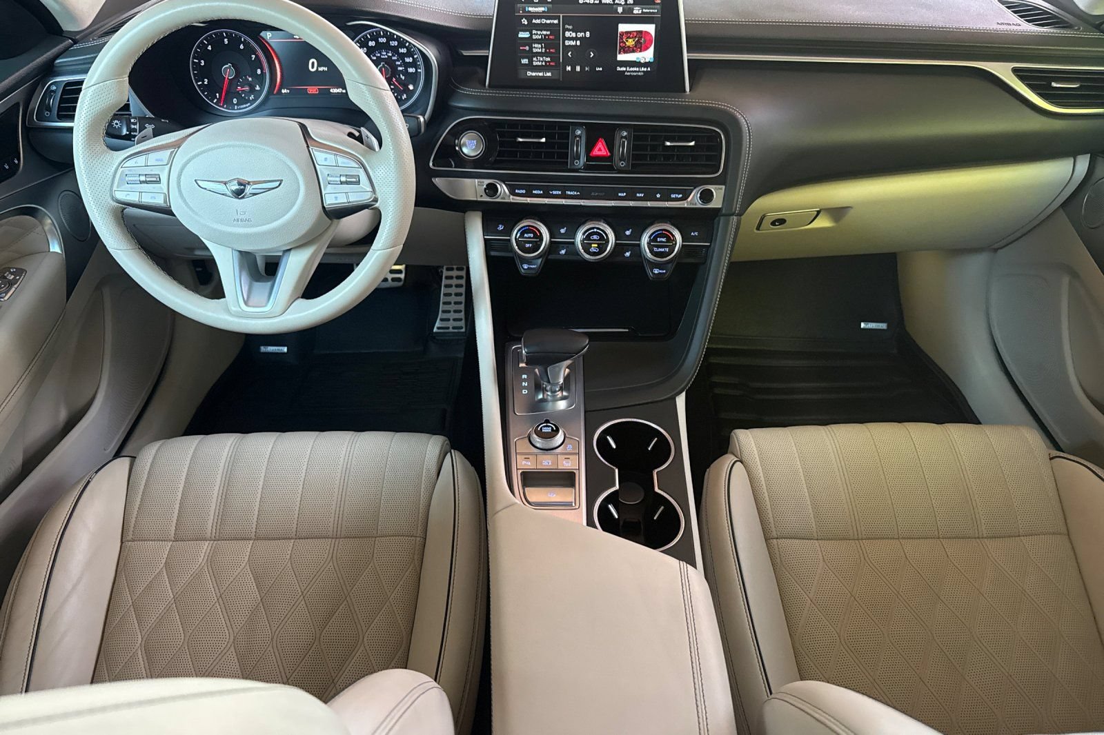 Used 2019 Genesis G70 3.3T Design RWD image 18