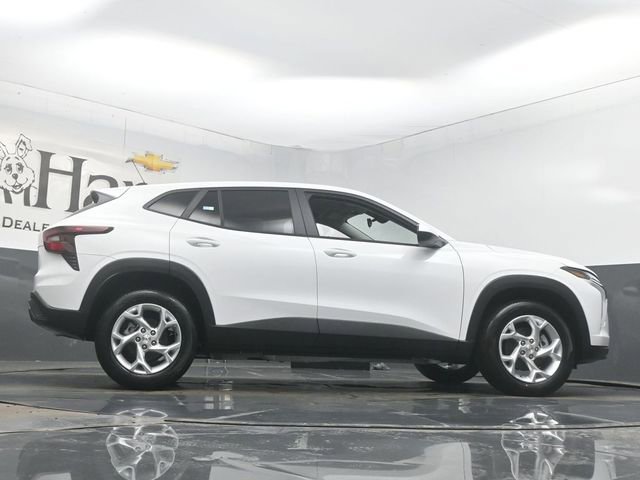 New 2026 Chevrolet Trax LS w/ LS Convenience Package image 31