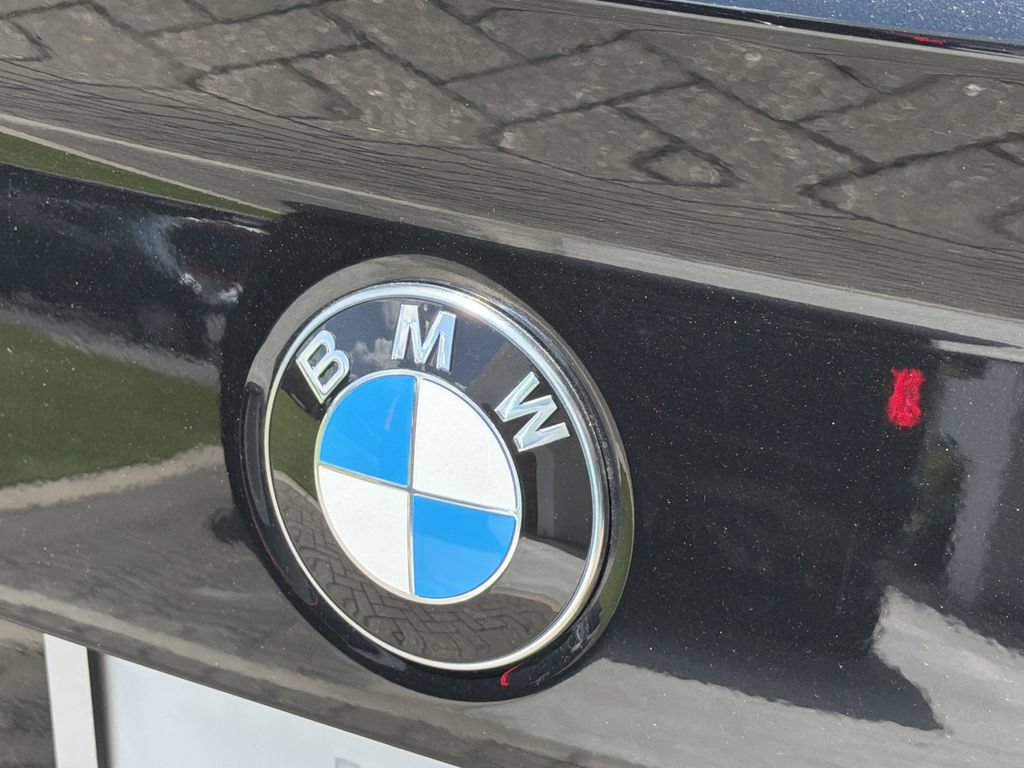 Used 2025 BMW 230i Coupe w/ Premium Package RWD image 12