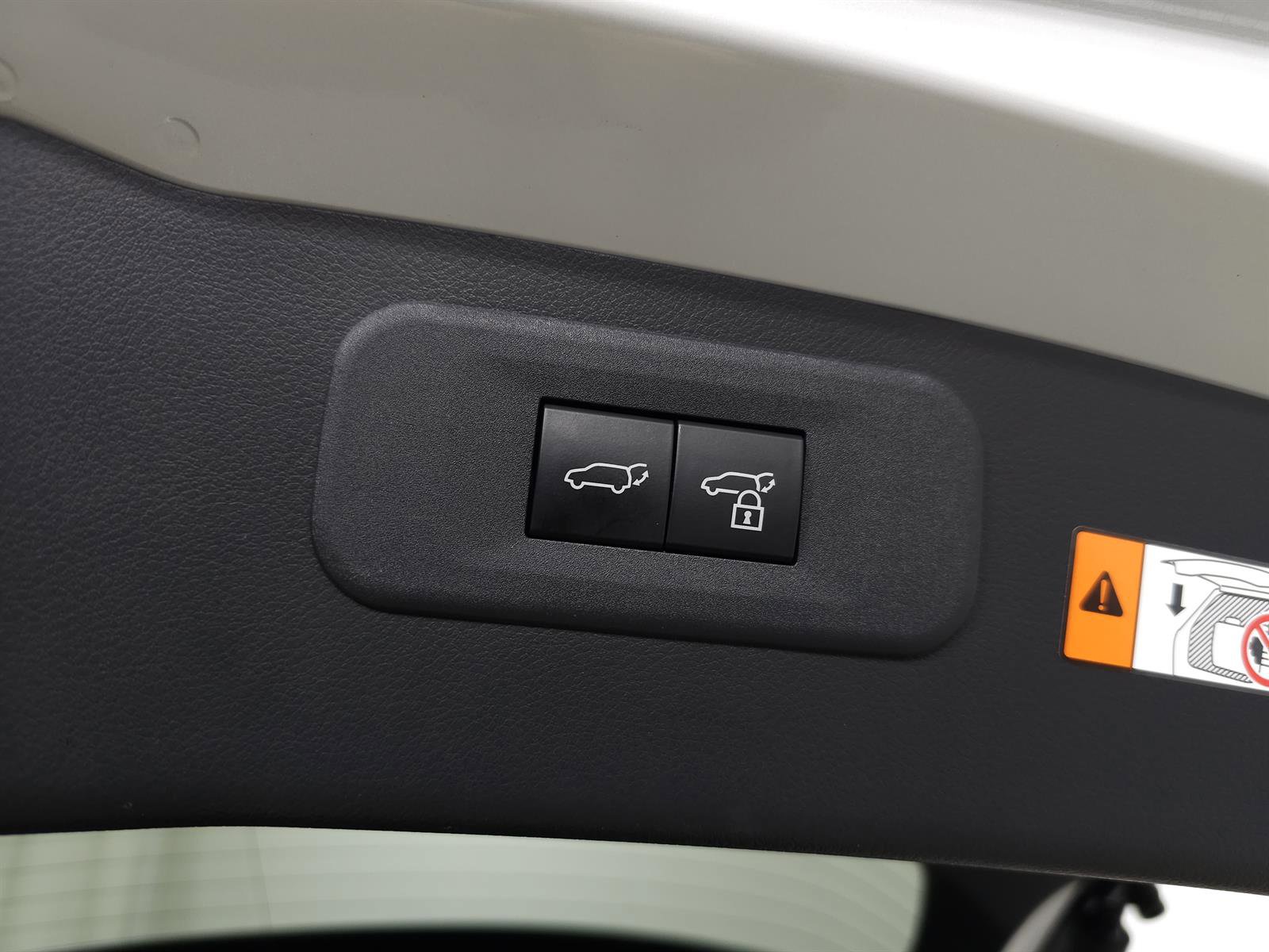 Certified 2024 Lexus NX 350h AWD 4dr Crossover w/ Cold Area Package image 8