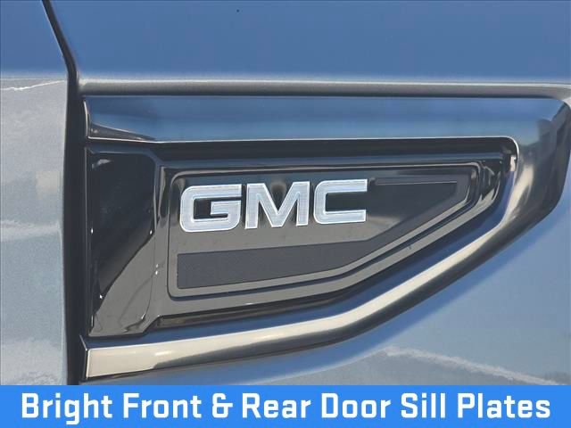 Certified 2024 GMC Yukon AT4 w/ AT4 Premium Plus Package AWD/4WD image 27