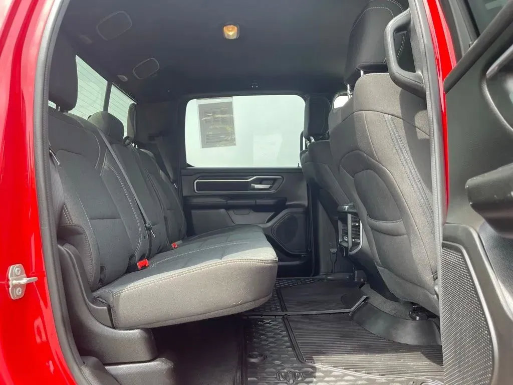 Used 2023 RAM 1500 Big Horn AWD/4WD image 18