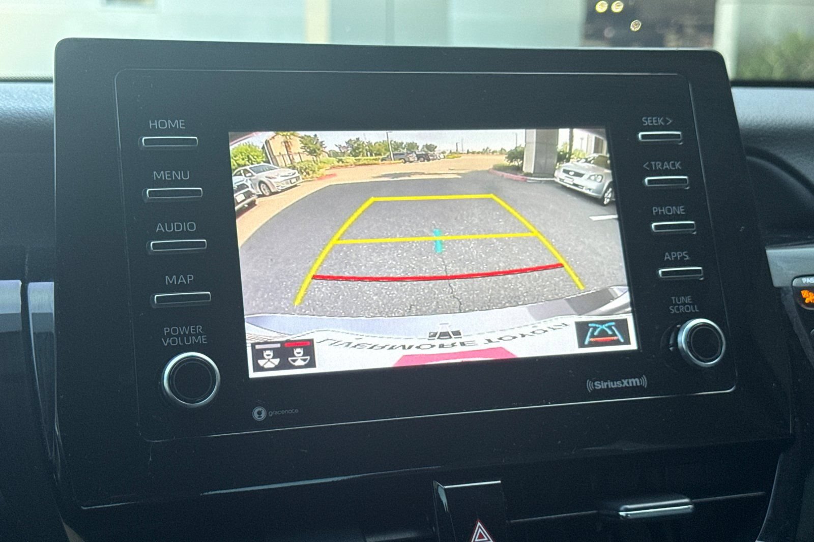 Used 2021 Toyota Camry SE w/ Cold Weather Package FWD image 26