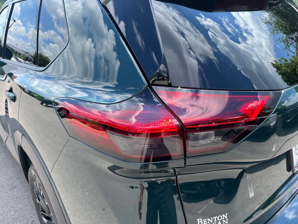 New 2026 Nissan Rogue Dark Armor FWD image 41