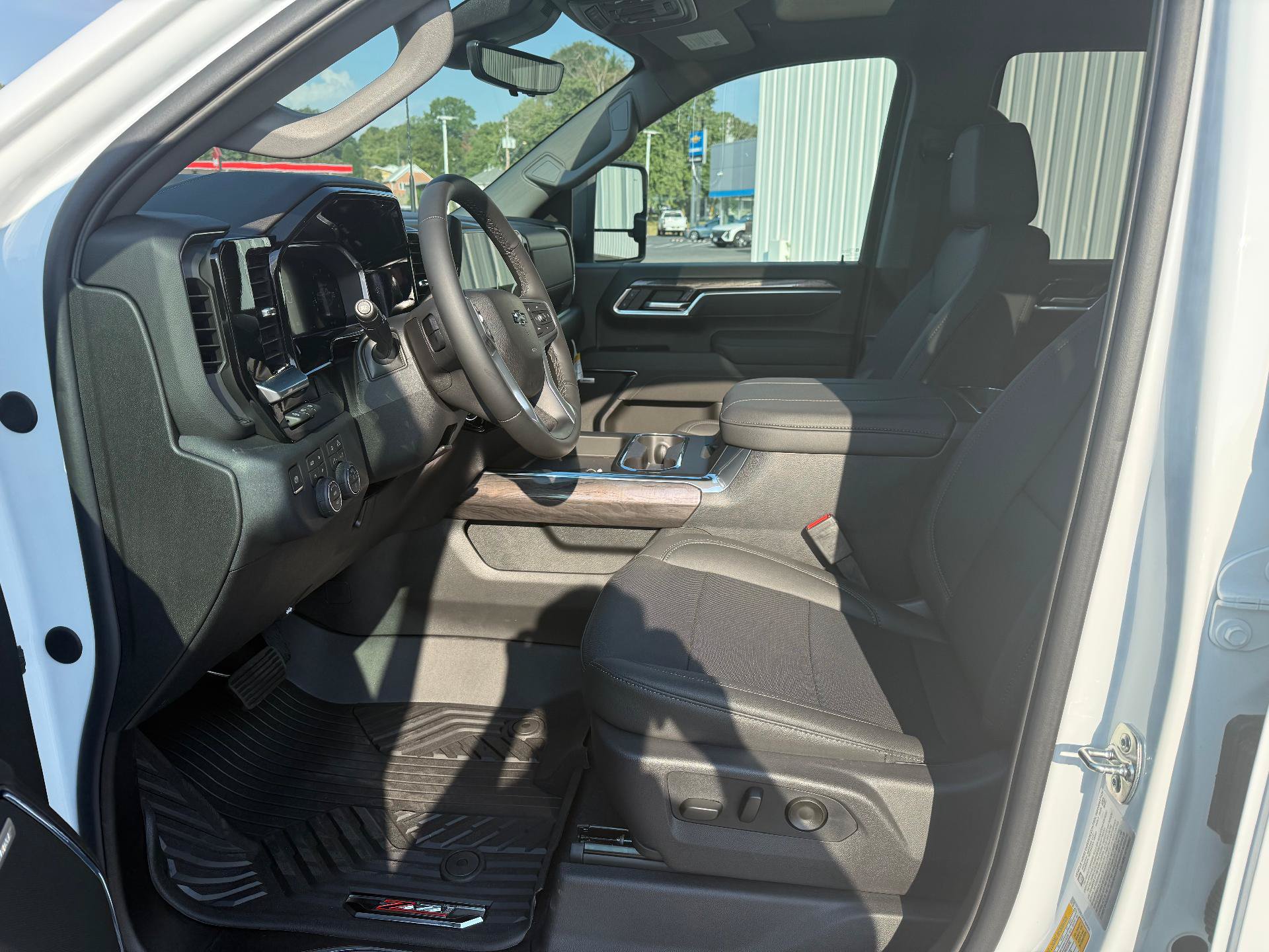 New 2026 Chevrolet Silverado 2500 LTZ AWD/4WD image 11