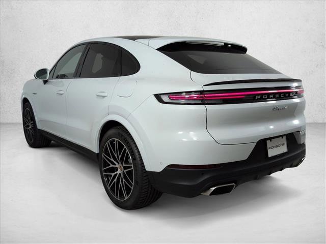 New 2026 Porsche Cayenne E-Hybrid image 3