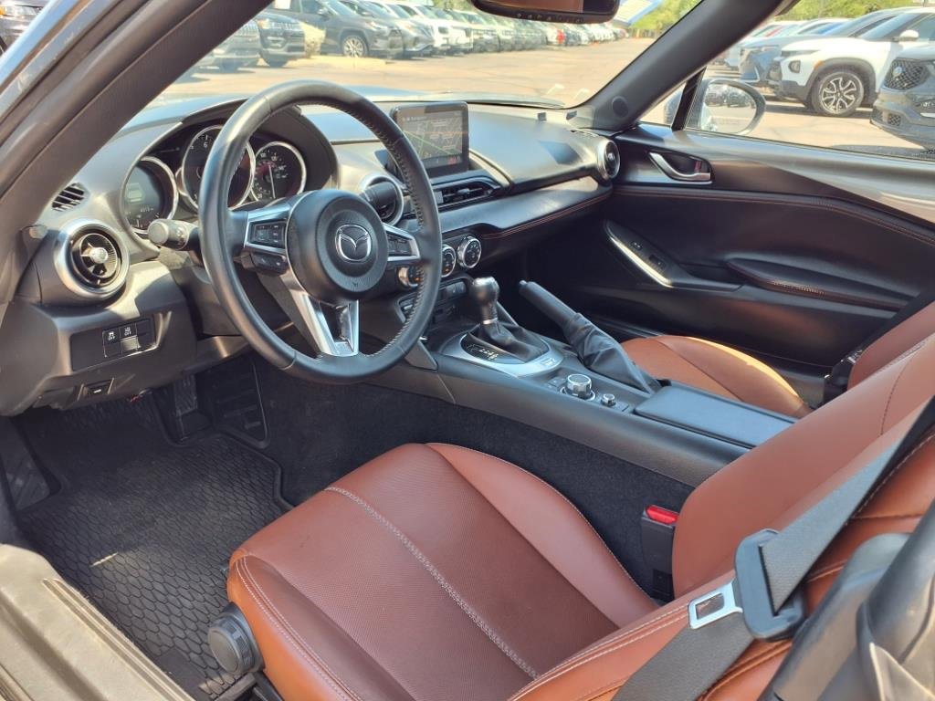 Used 2023 MAZDA MX-5 Miata Grand Touring w/ Weather Package image 19