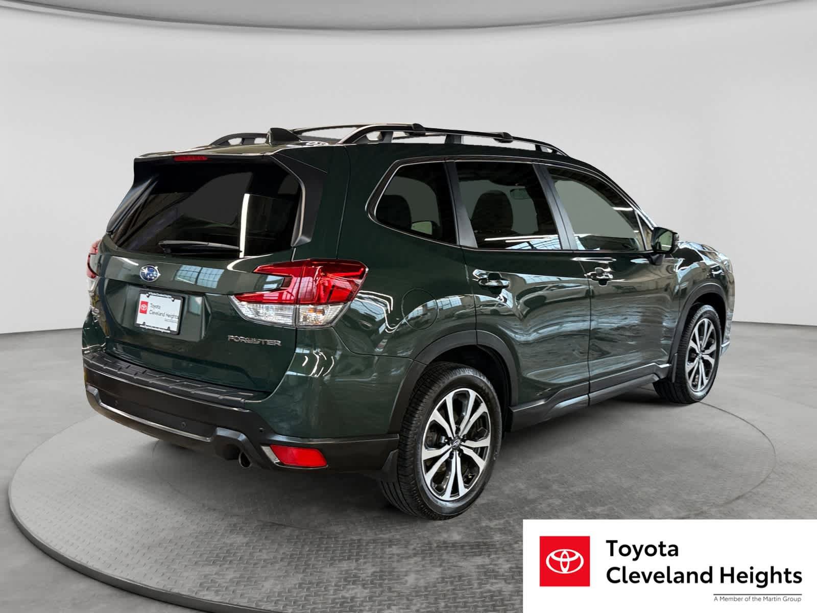 Used 2022 Subaru Forester Limited w/ Popular Package #2 AWD/4WD image 5