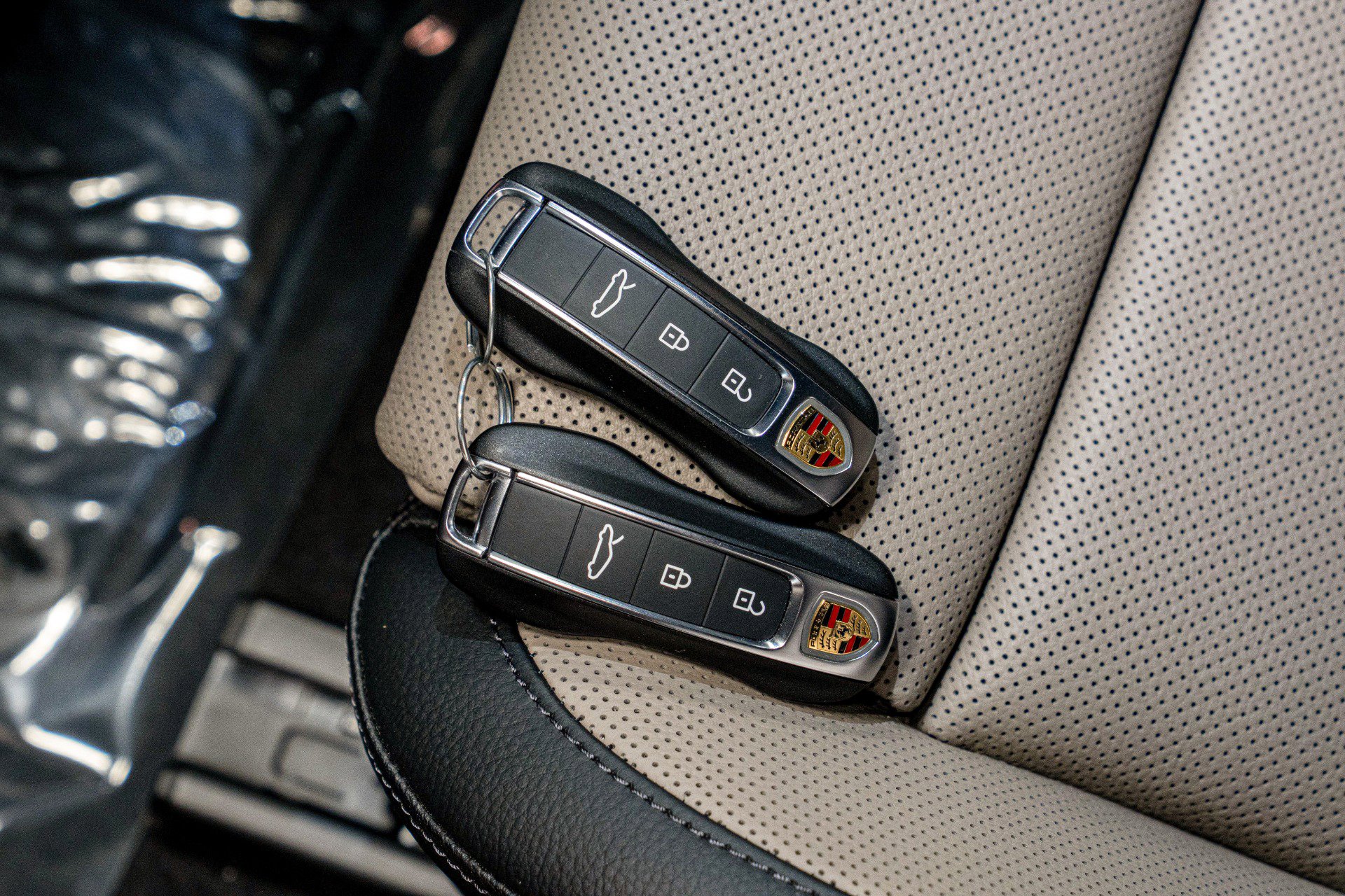 Used 2025 Porsche 911 Carrera image 21