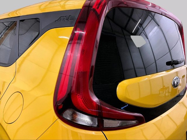 Used 2020 Kia Soul LX FWD image 28