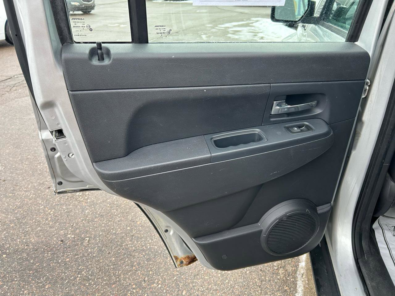 Used 2010 Jeep Liberty Sport image 13