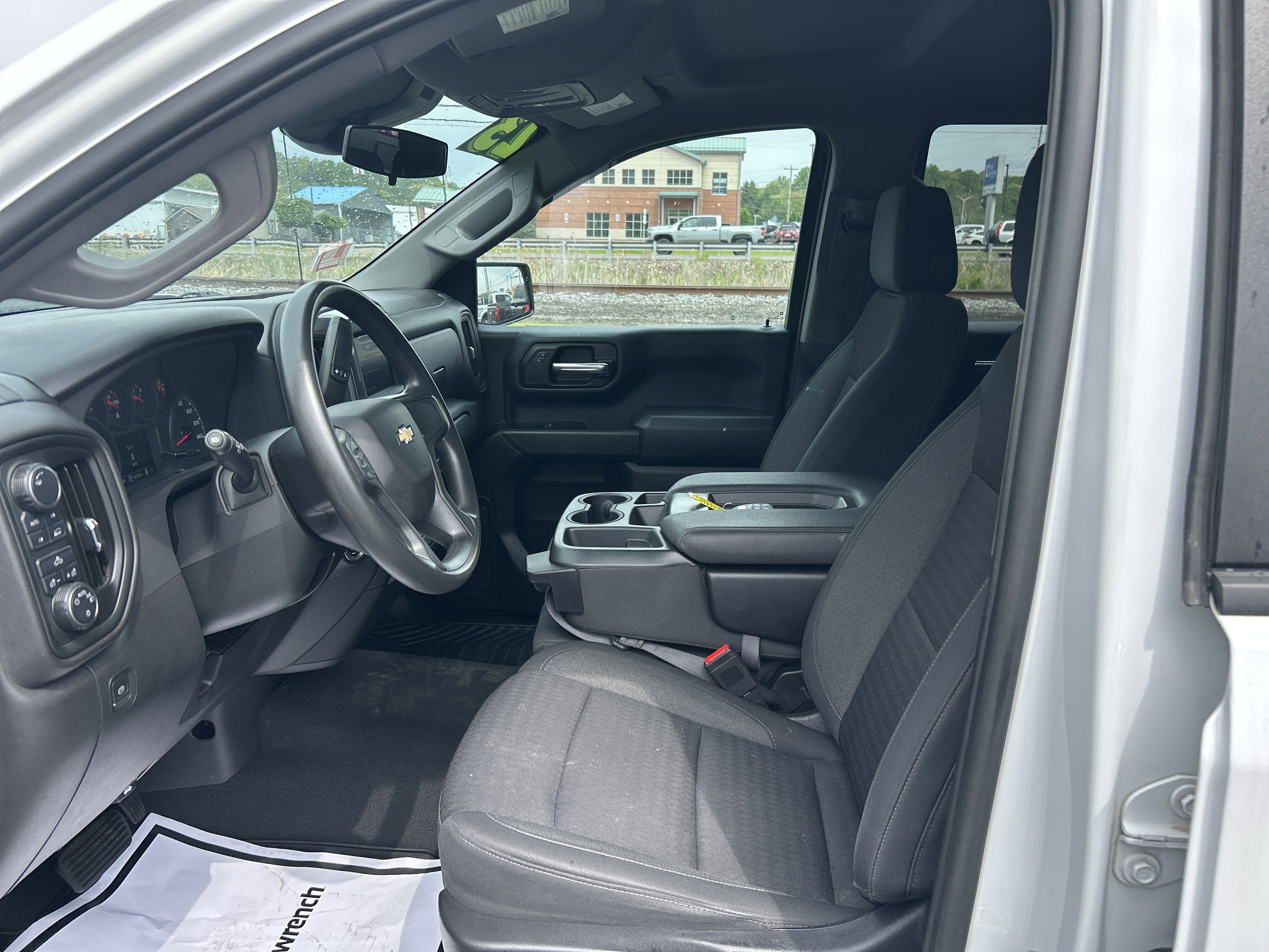 Used 2023 Chevrolet Silverado 1500 Custom AWD/4WD image 12