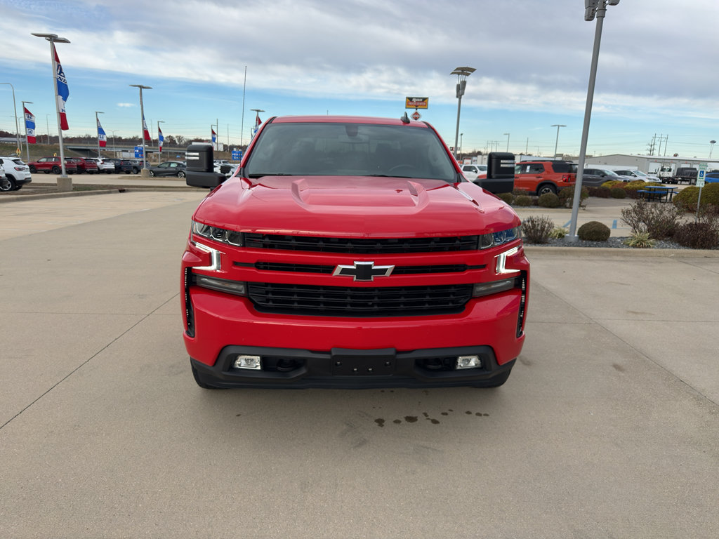 Used 2021 Chevrolet Silverado 1500 RST w/ LPO, Blackout Package AWD/4WD image 2
