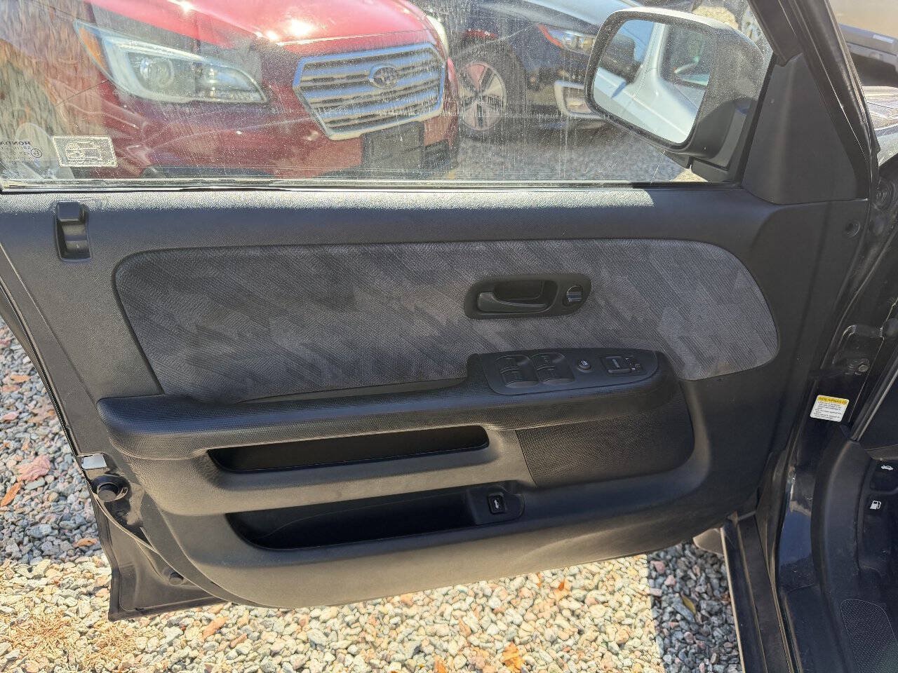 Used 2004 Honda CR-V EX image 3