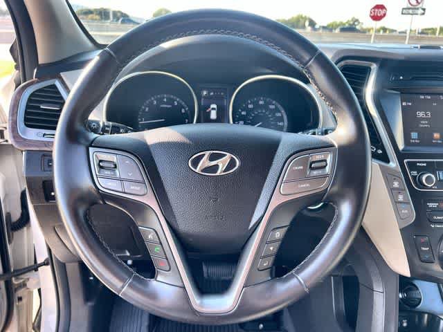 Used 2017 Hyundai Santa Fe Limited FWD image 17