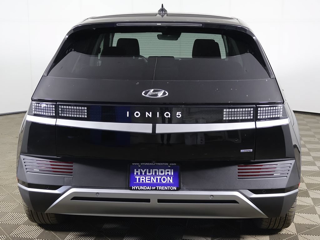 Used 2023 Hyundai Ioniq 5 SE w/ Cargo Package AWD/4WD image 12