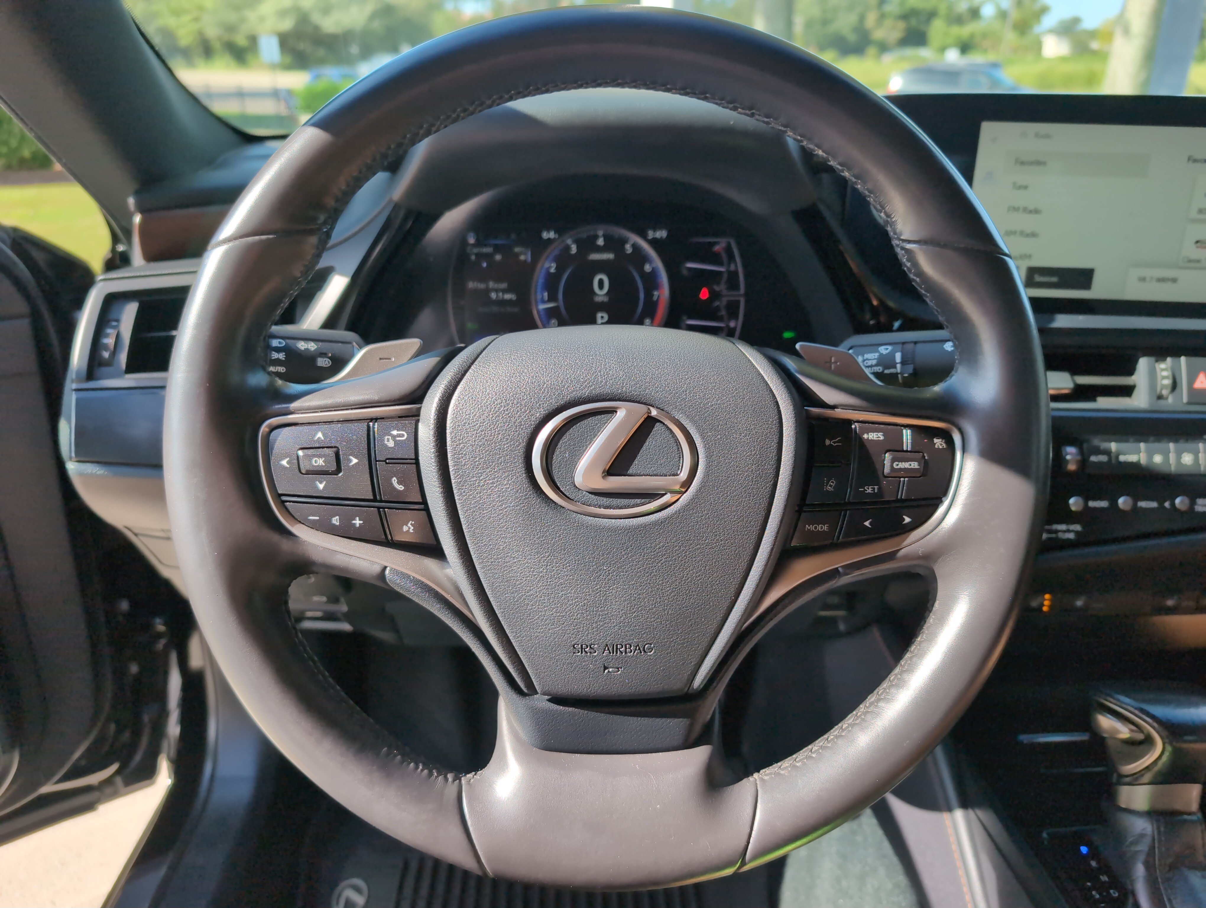 Used 2023 Lexus ES 250 w/ Premium Package AWD/4WD image 18