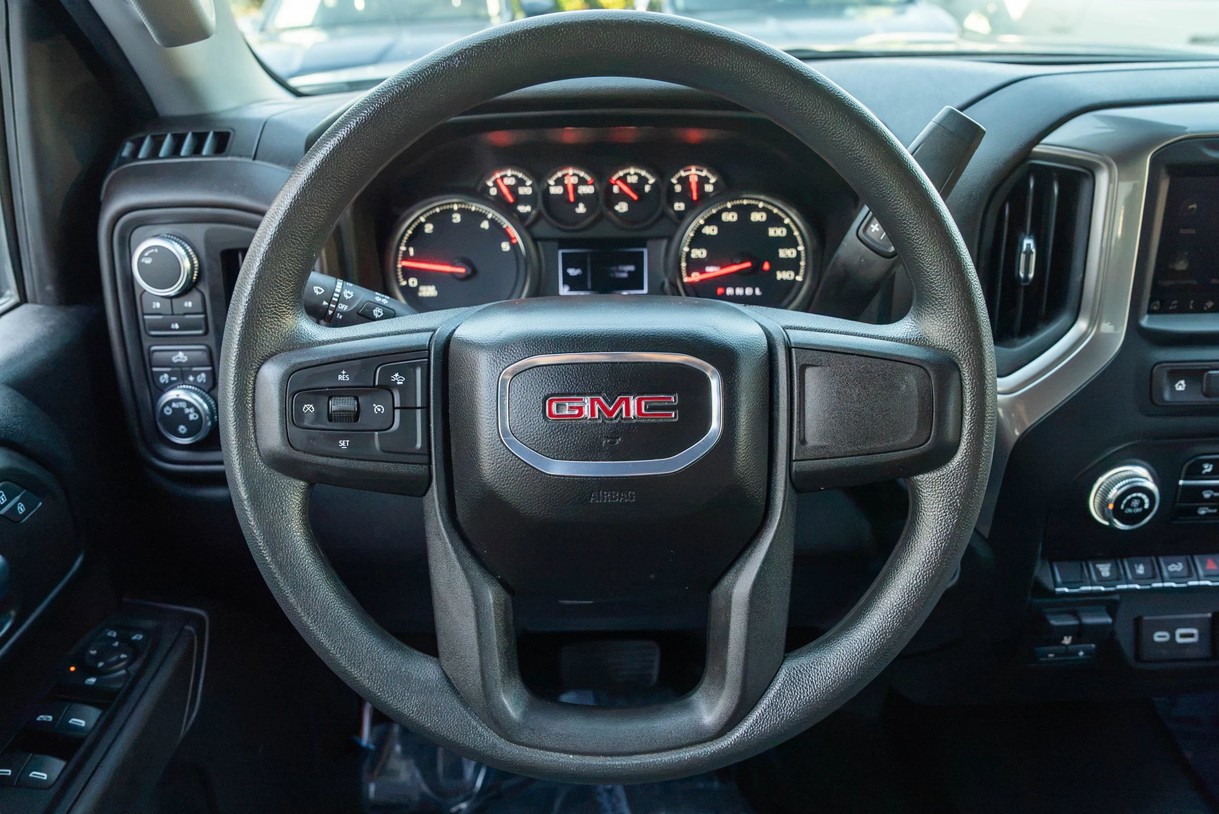 Used 2024 GMC Sierra 2500 Pro w/ Convenience Package AWD/4WD image 11