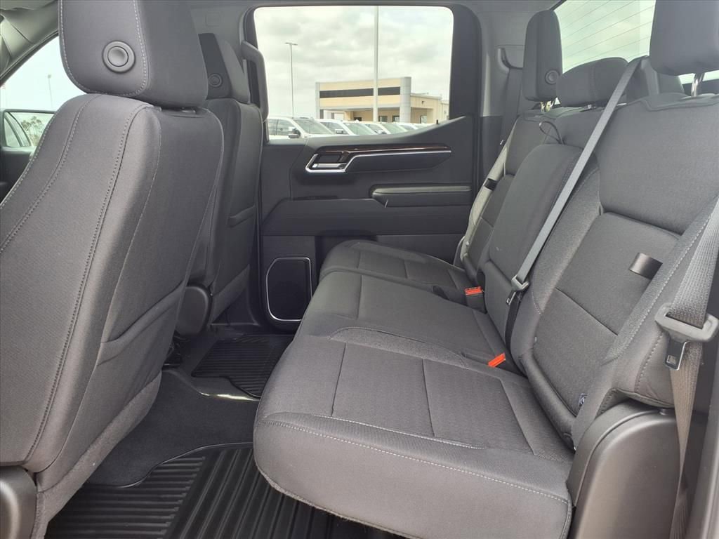 New 2026 GMC Sierra 1500 Elevation image 7