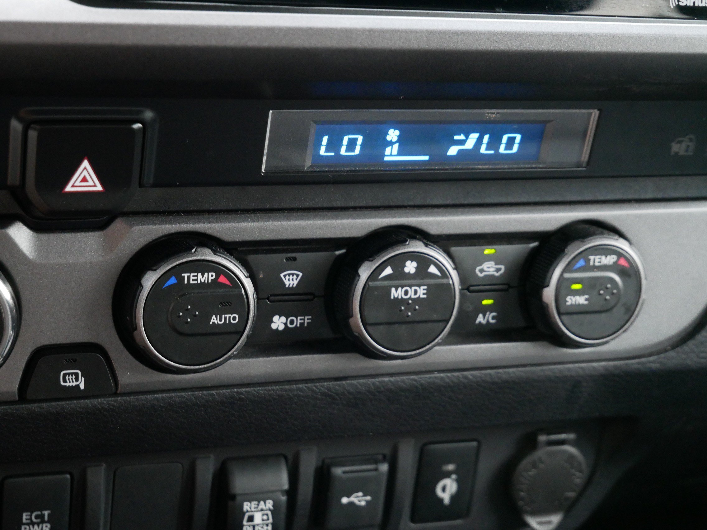 Used 2021 Toyota Tacoma TRD Off-Road AWD/4WD image 23