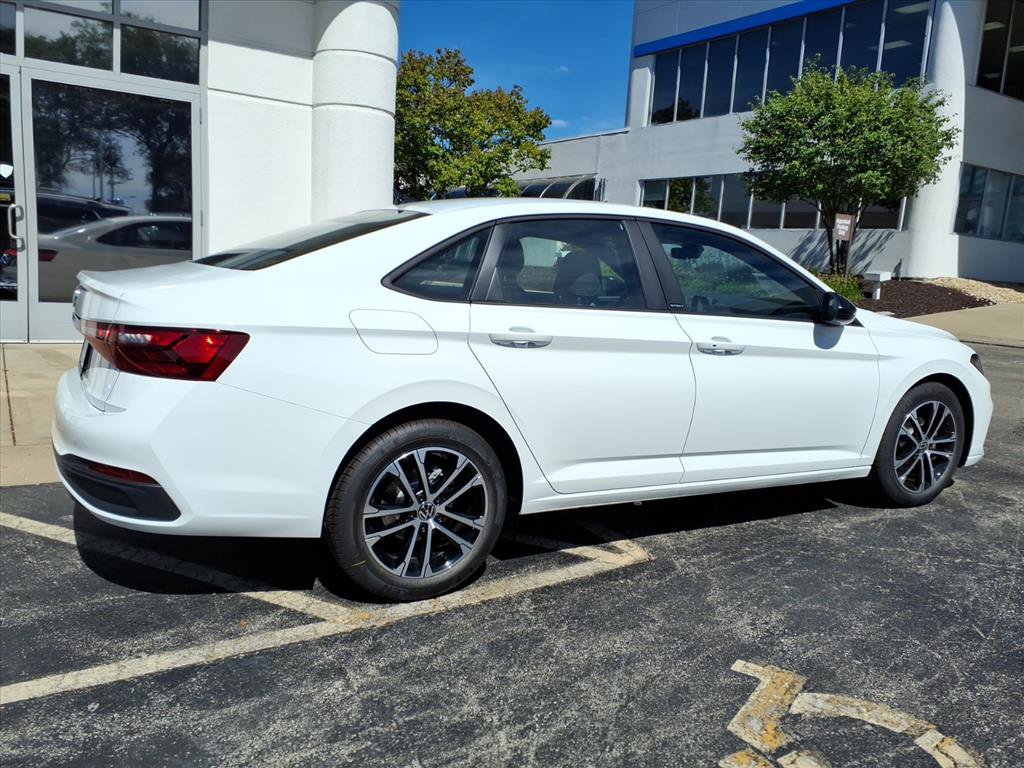 New 2027 Volkswagen Jetta Sport FWD image 8