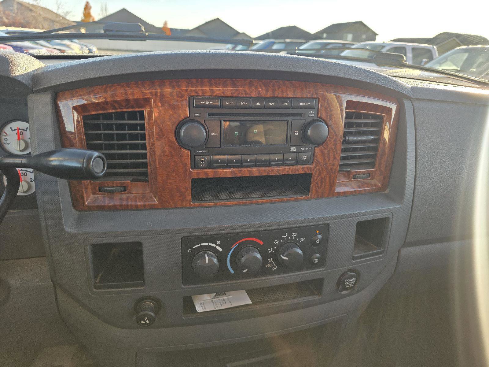 Used 2006 Dodge Ram 3500 Truck SLT w/ Quad Cab Big Horn Value Group image 17