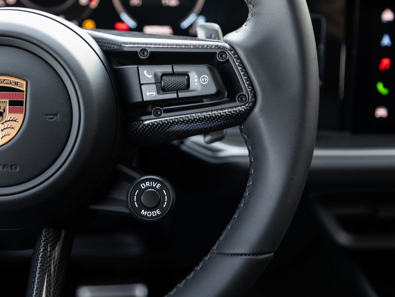 New 2026 Porsche Cayenne S image 16