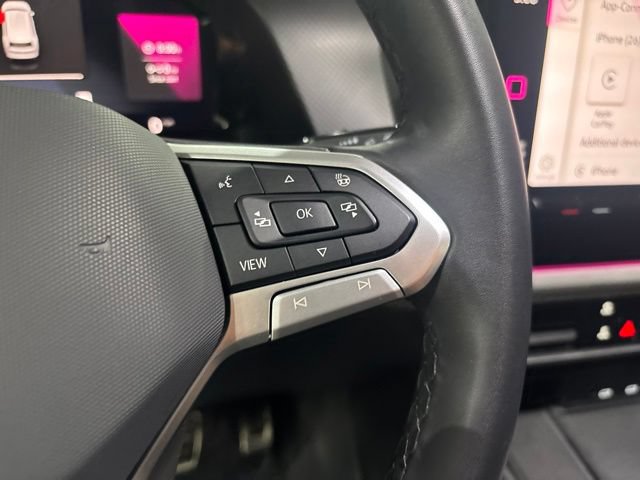 Used 2024 Volkswagen Atlas Peak Edition SEL AWD/4WD image 24