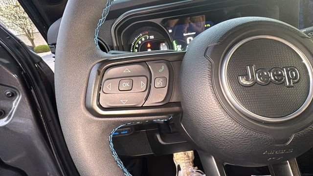 Used 2025 Jeep Wrangler Unlimited Rubicon 4xe w/ Safety Group image 17