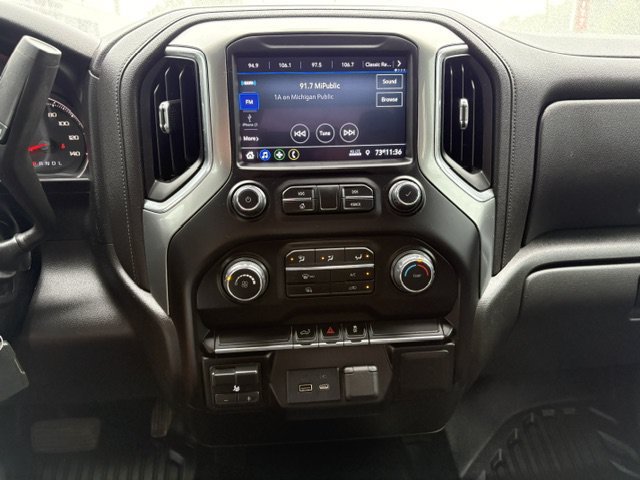 Used 2022 Chevrolet Silverado 2500 LT AWD/4WD image 15