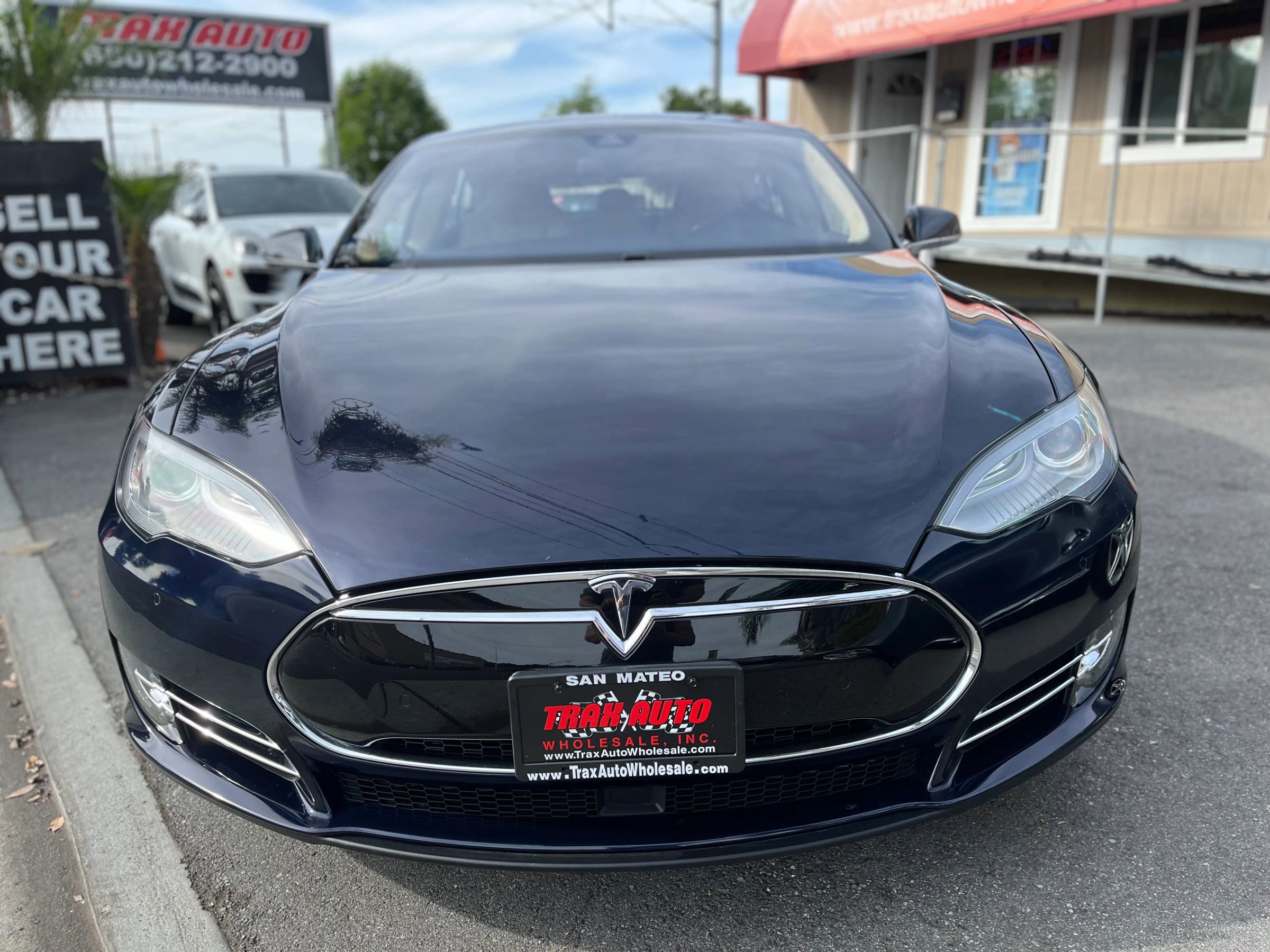 Used 2014 Tesla Model S P85 RWD image 2