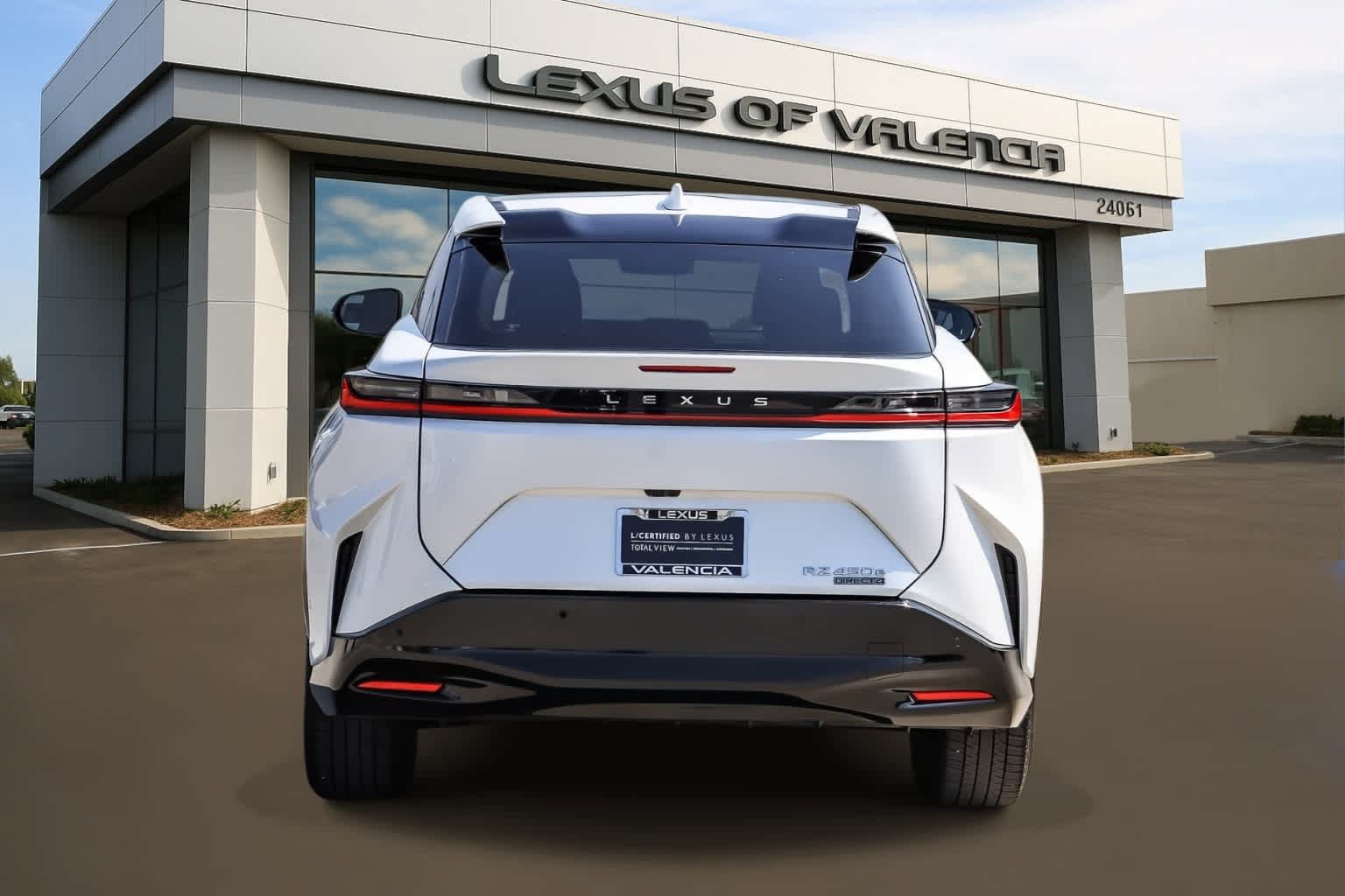 Certified 2023 Lexus RZ 450e Premium w/ Technology Package AWD/4WD image 3