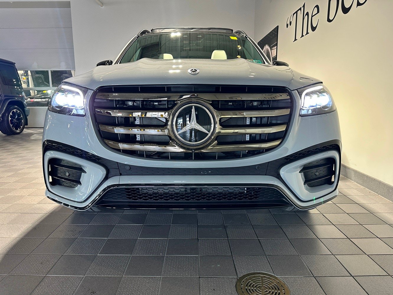 New 2026 Mercedes-Benz GLS 450 4MATIC image 2
