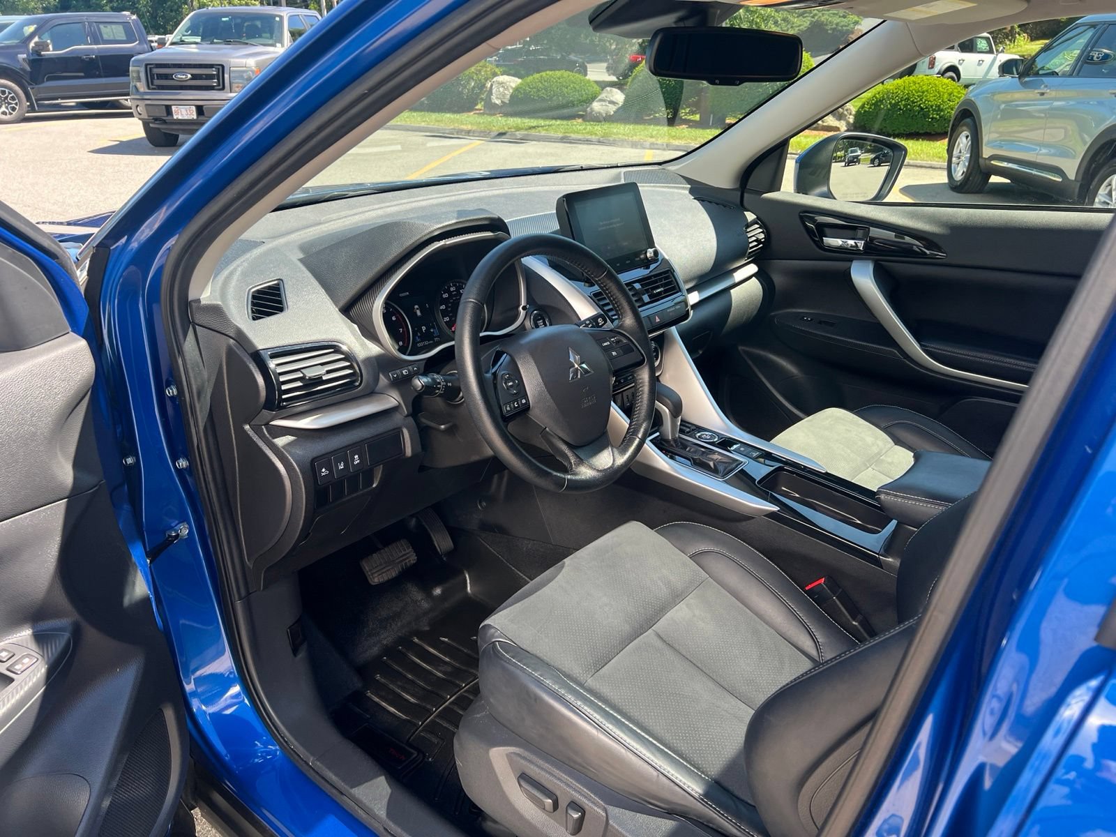 Used 2023 Mitsubishi Eclipse Cross AWD image 16