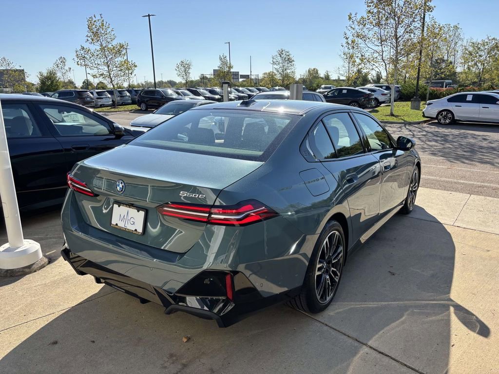New 2026 BMW 550e xDrive w/ Executive Package image 7