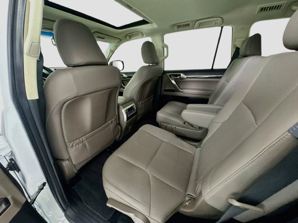 Used 2020 Lexus GX 460 Premium AWD/4WD image 23