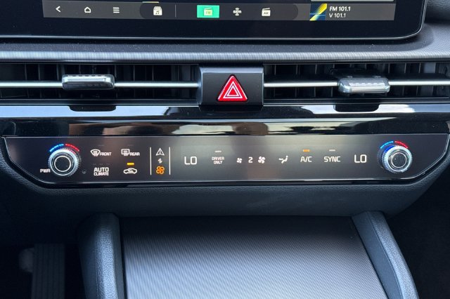 New 2027 Kia Sportage EX FWD image 25