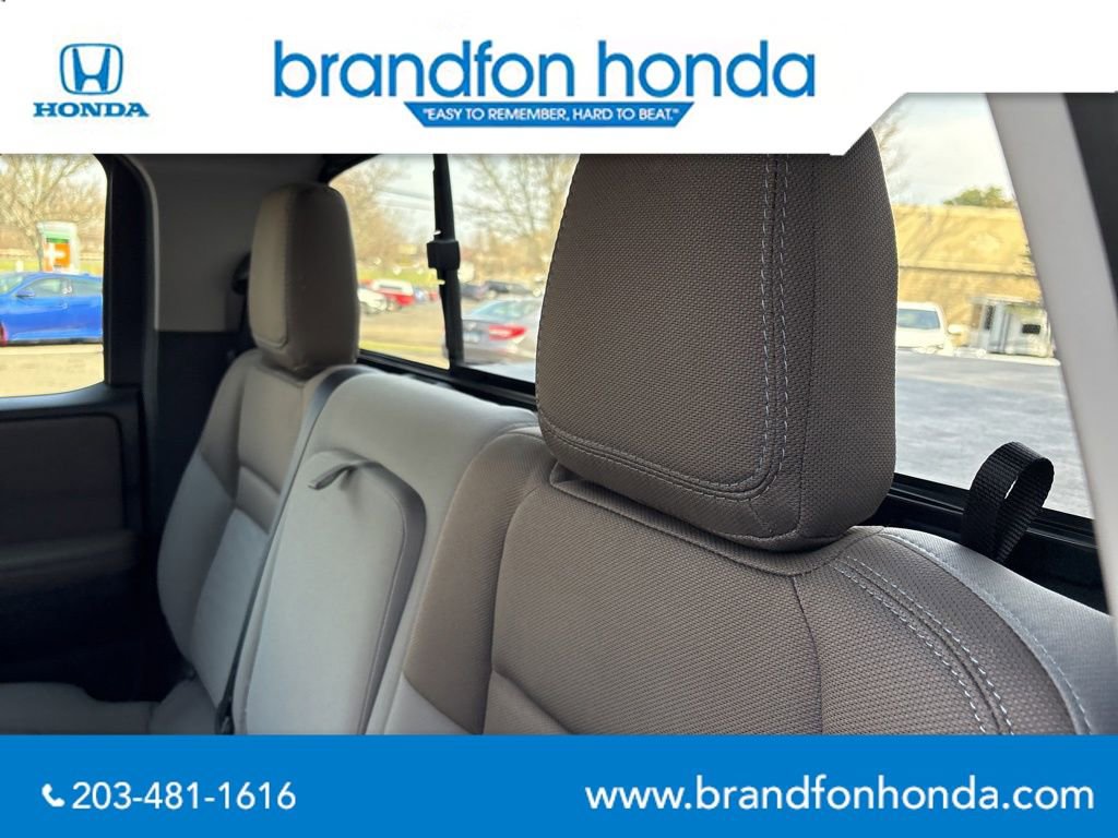 Used 2022 Nissan Frontier SV image 24